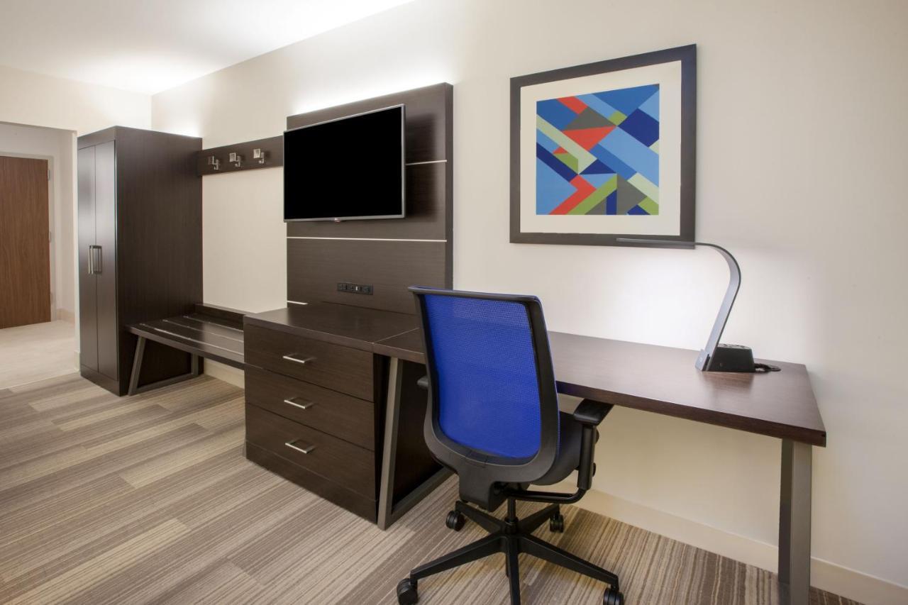 Holiday Inn Express - Blair By Ihg Exterior foto